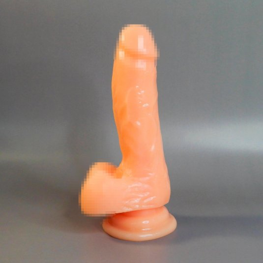 Реалистичный фаллоимитатор на присоске