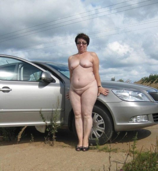 Сааб машина