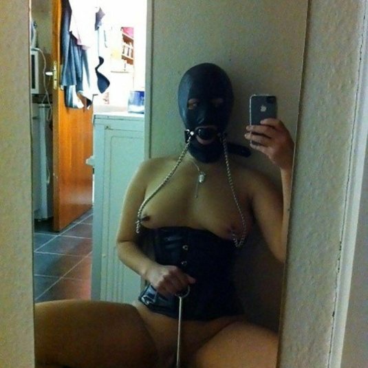 Селфи рабыни бдсм