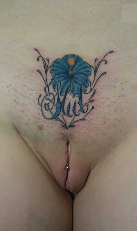Интимная татуировка