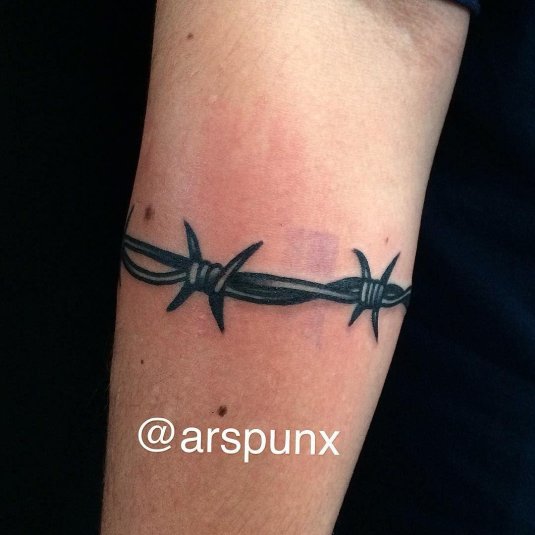 Татуировка колючая проволока