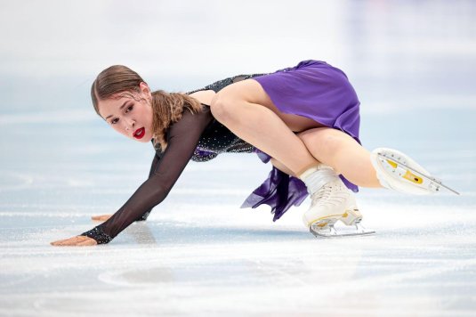 Майя хромых фигуристка