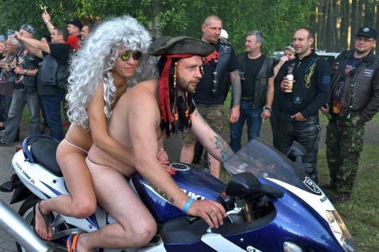 Голые вечеринки байкеров