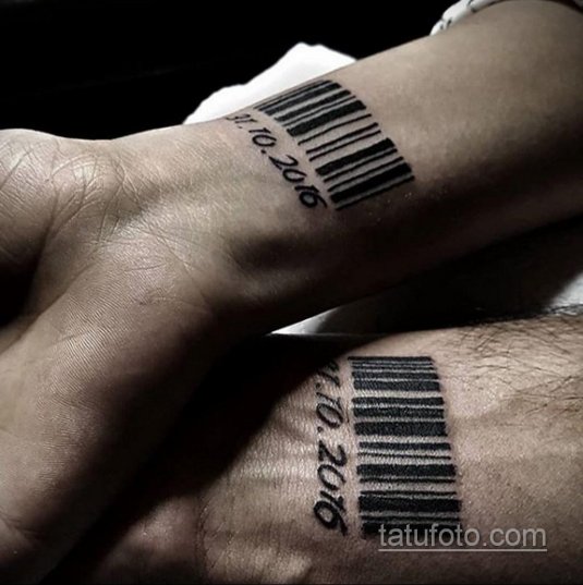 Тату штрих код на руке