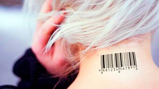 Тату штрих код на шее