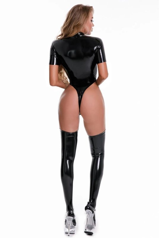 Латексный боди с вырезами
