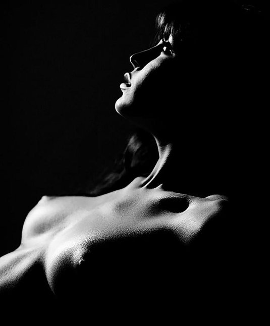 Эротические черно белые