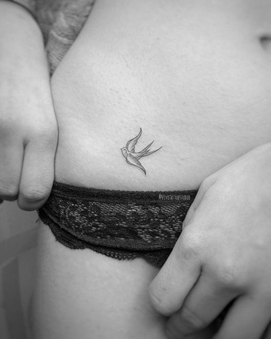 Ласточка тату