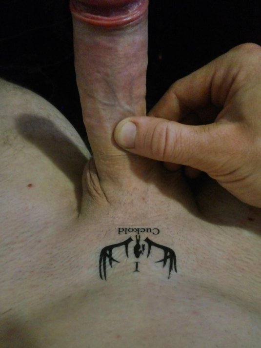 Прикольные интимные тату