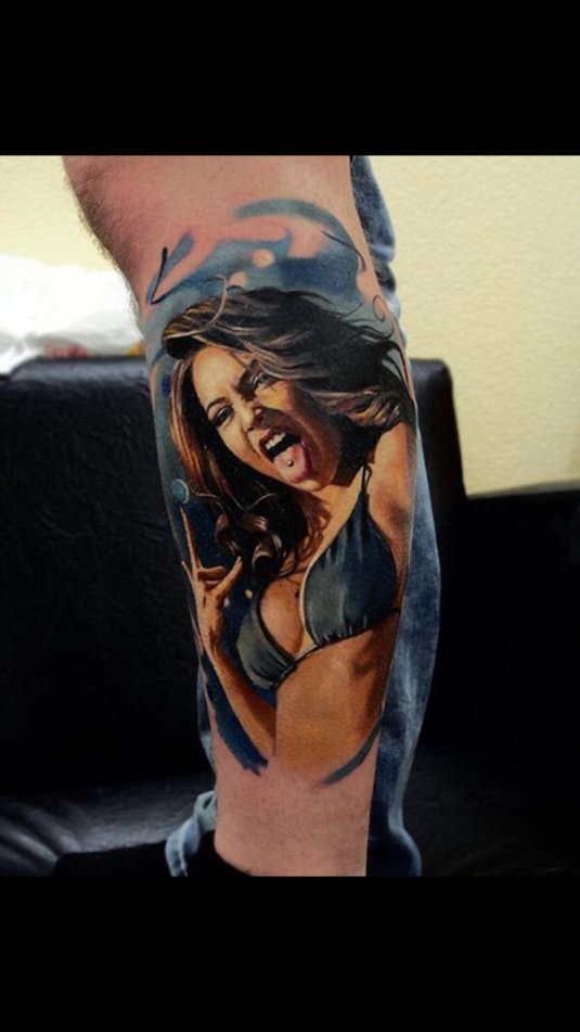 Реалистичные тату для девушек