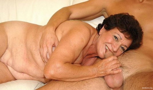 Порнофильмы с пожилыми женщинами