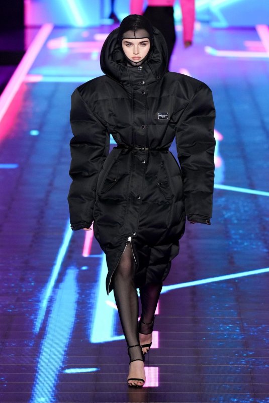 Модные пуховики зима