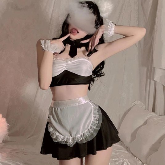 Горничная в нижнем белье