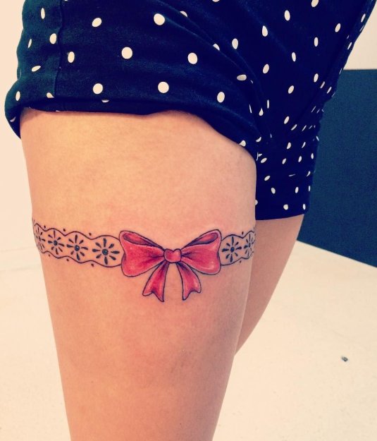 Тату бантик