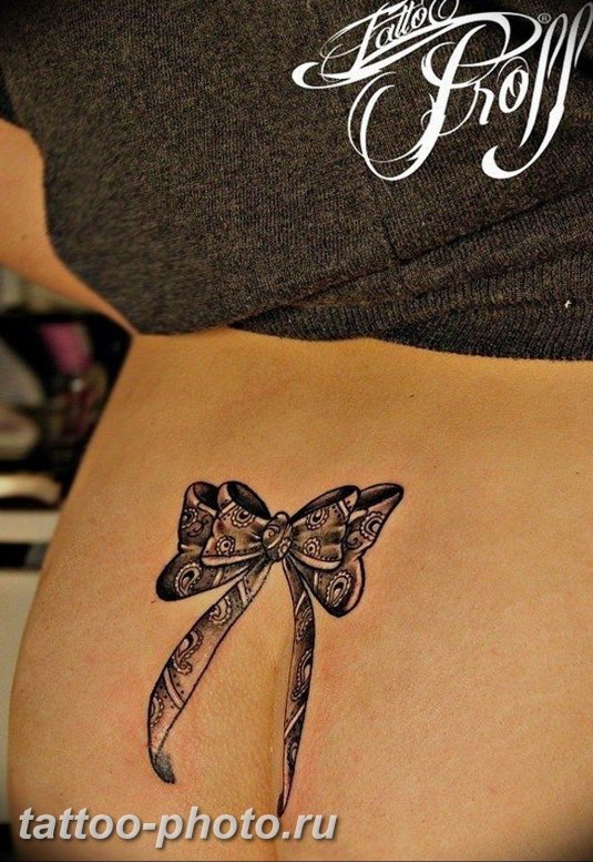 Тату на пояснице для девушек