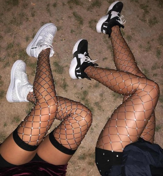 Чулки в сетку со стразами