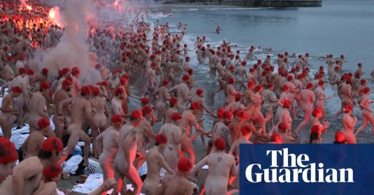 Нудисты праздник