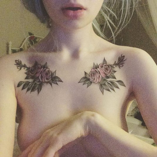 Тату на ключицах