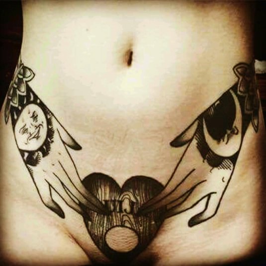 Интимная татуировка