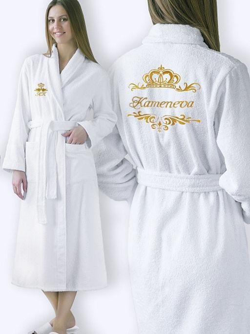 Халат с вышивкой