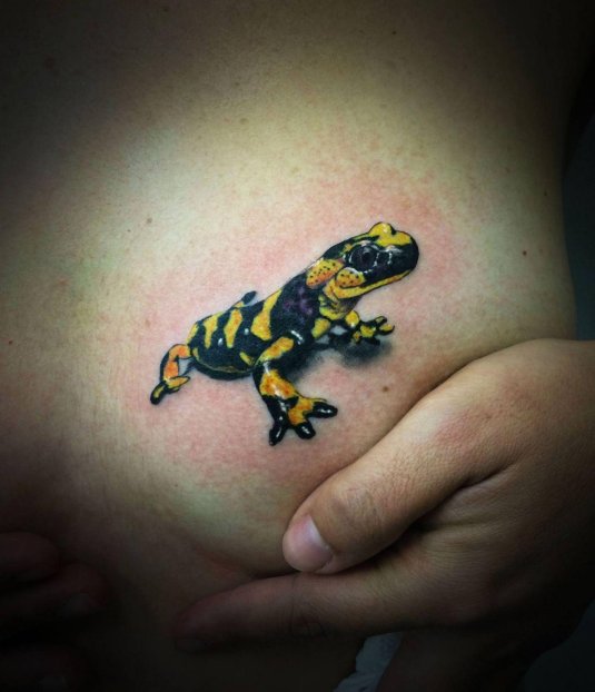 Огненная саламандра тату