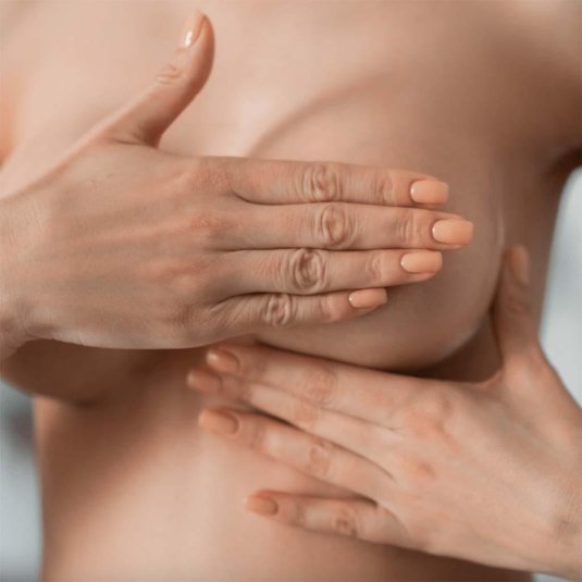 Закрытая грудь