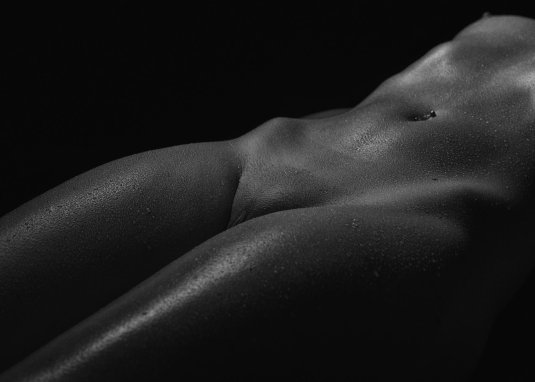 Женское тело ню