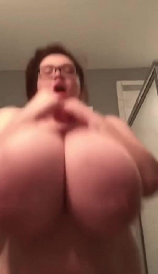 Огромные сиськи толстух