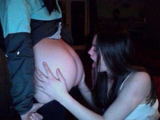 Жопа подруг