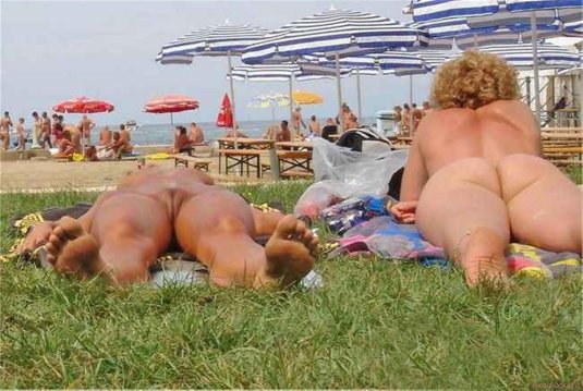 На пляже в сочи