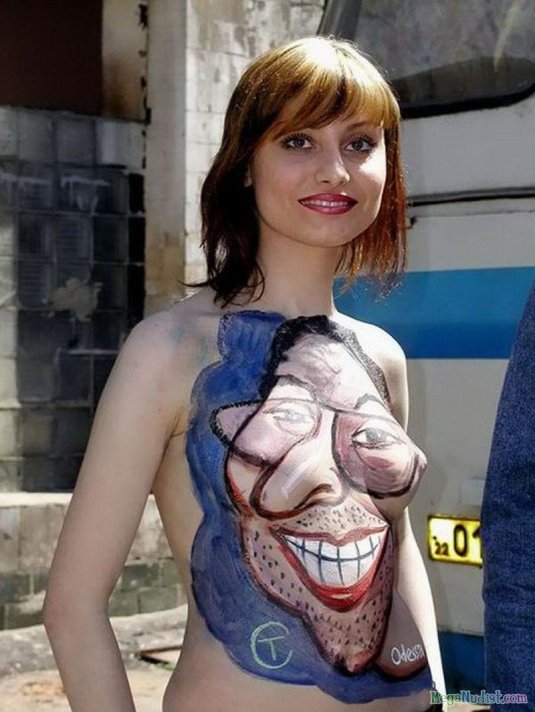 Бодиарт на теле