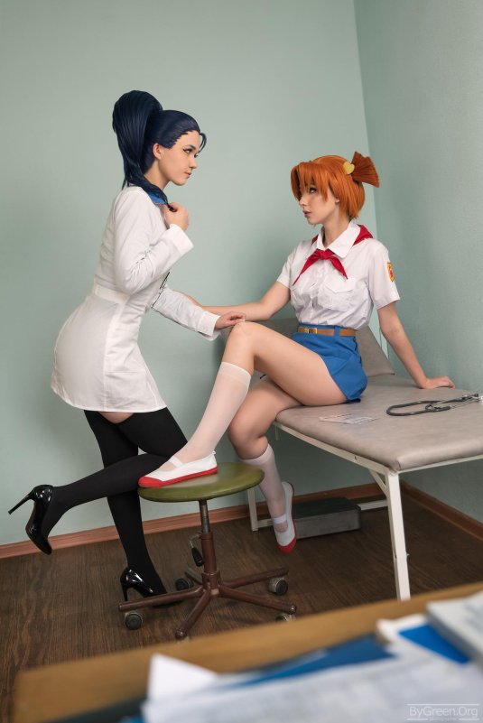 Алиса двачевская косплей