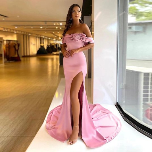 Вечернее платье розовое