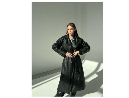 Кожаный плащ оверсайз