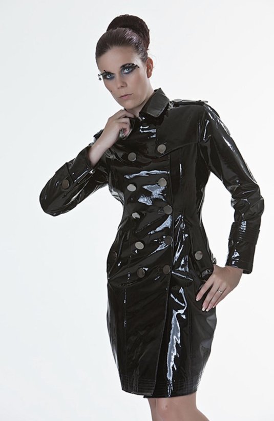 Латексный плащ женский