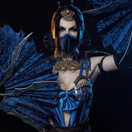 Мортал комбат китана