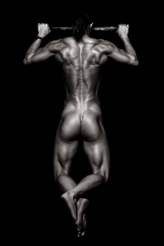 Эротический кроссфит девушки