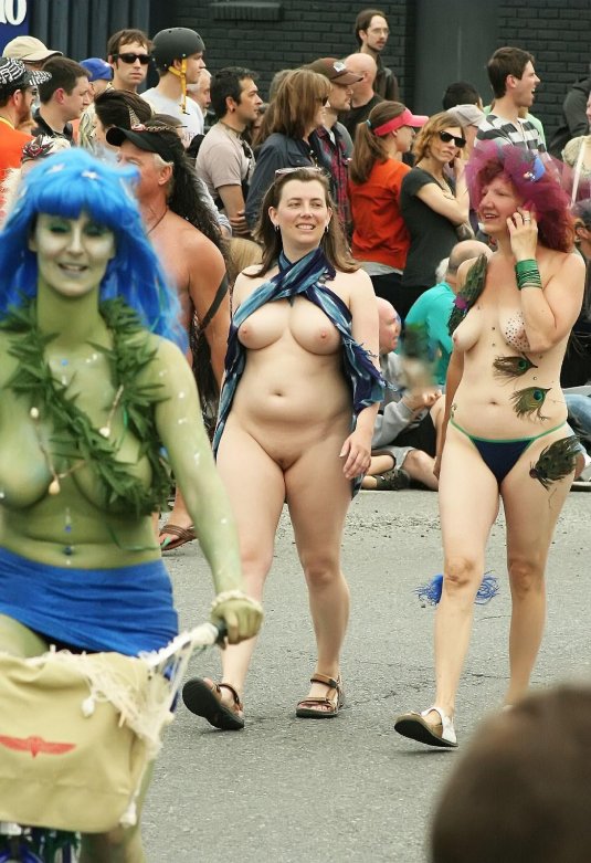 Фестиваль голых женщин