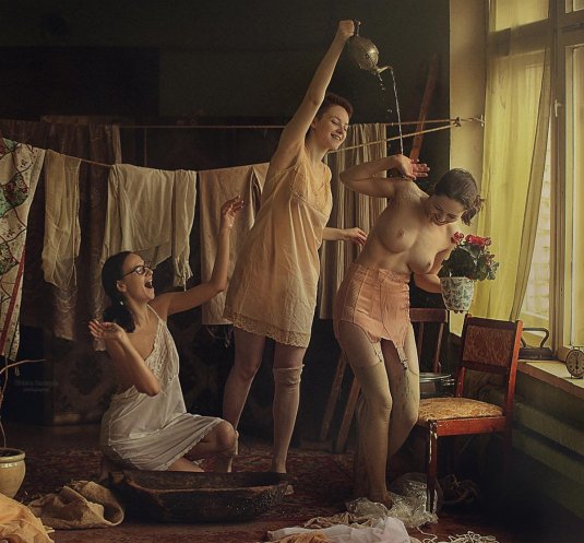 Эротика с сюжетом