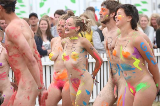 Парад голых