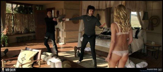 Эмма робертс в нижнем белье