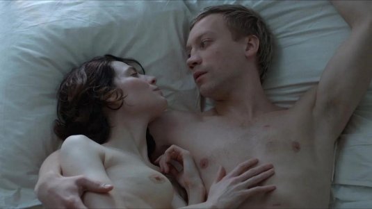 Откровенные сцены