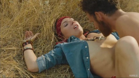 Откровенные сцены