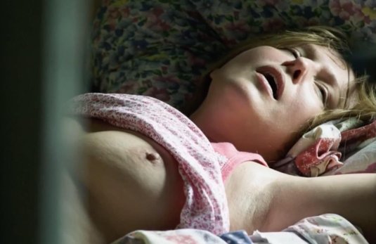 Обнаженная актриса