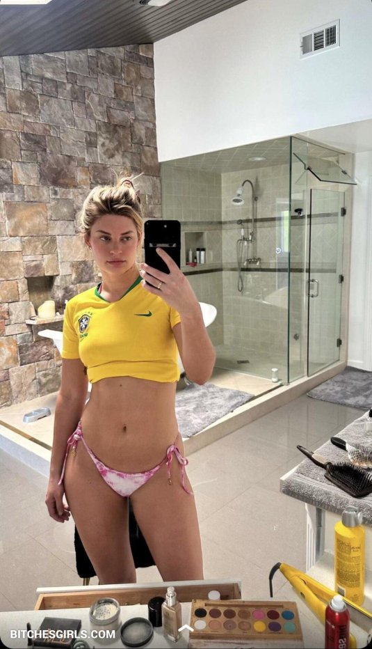 Фанатки сборной бразилии