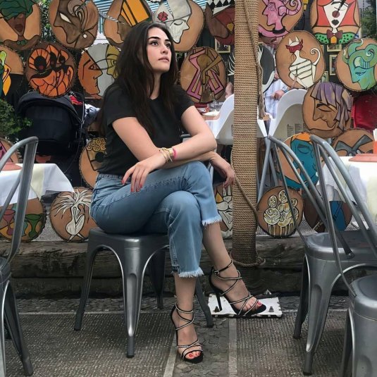 Эсра билгич