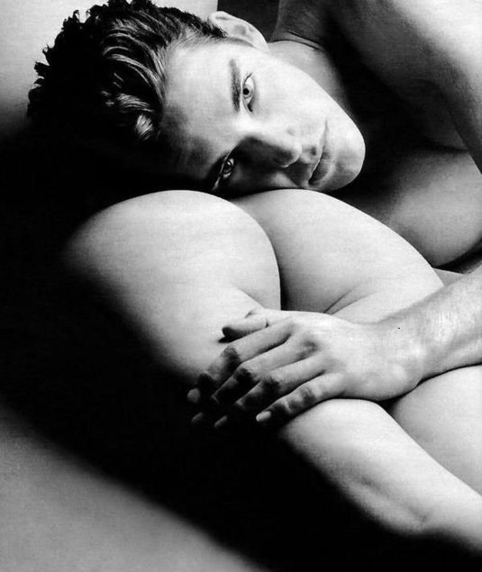 Обнаженные мужчины