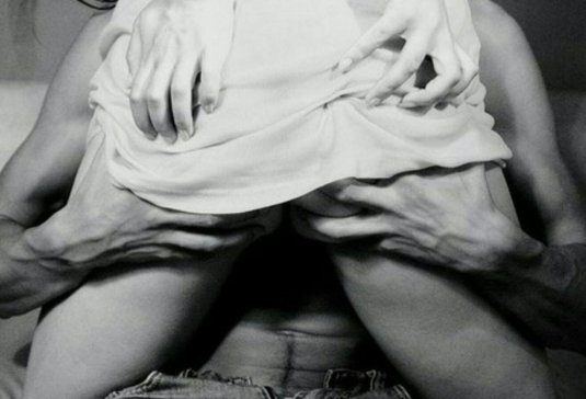 Эротические мужские руки