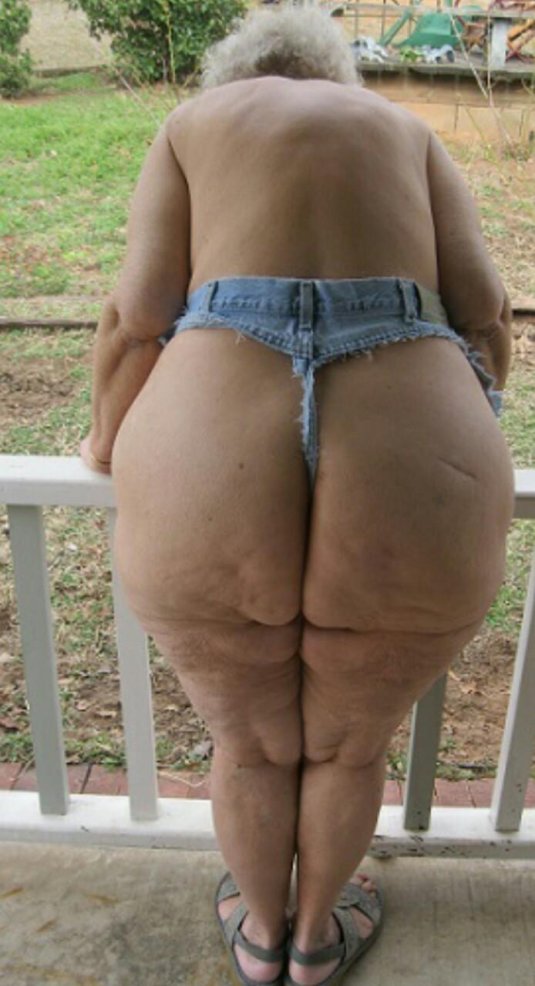 Старые толстые задницы