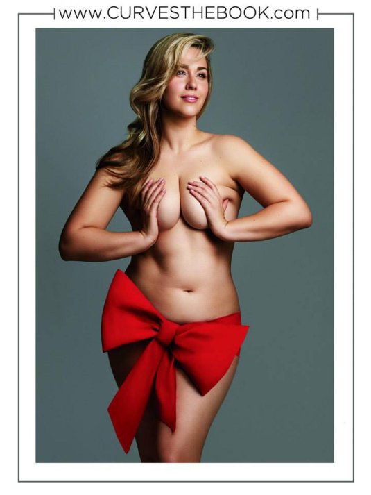 Модели плюс сайз эротика